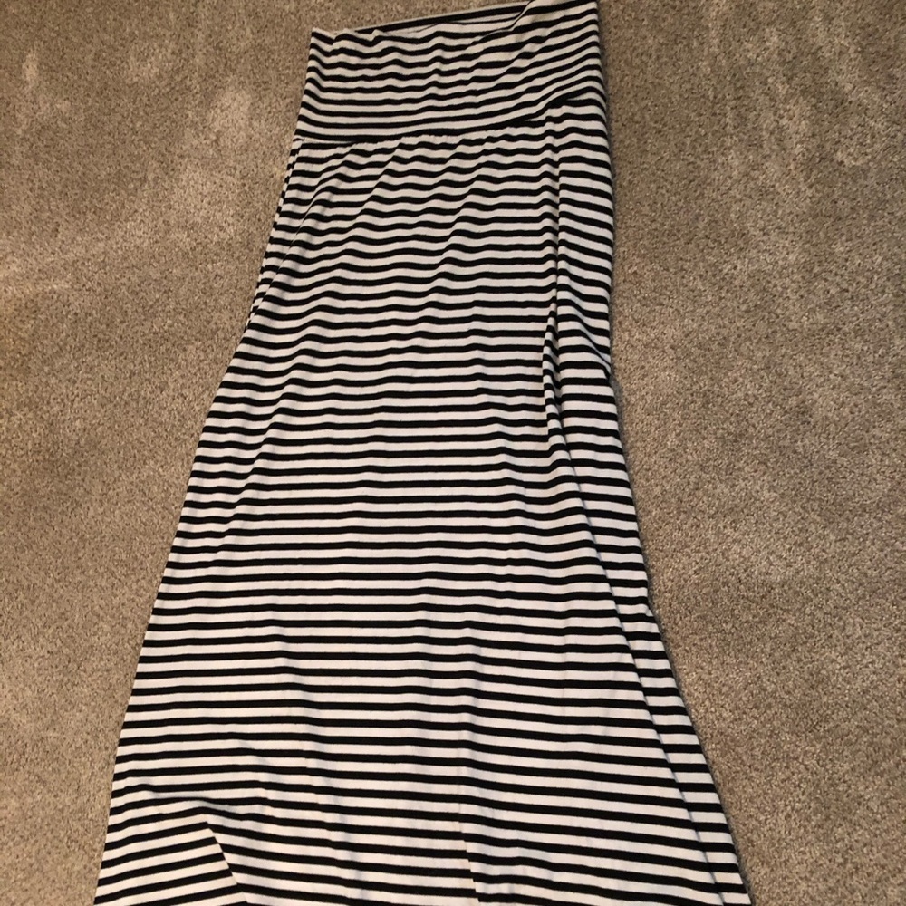 BLACK&WHITE STRAPLESS TUBE DRESS